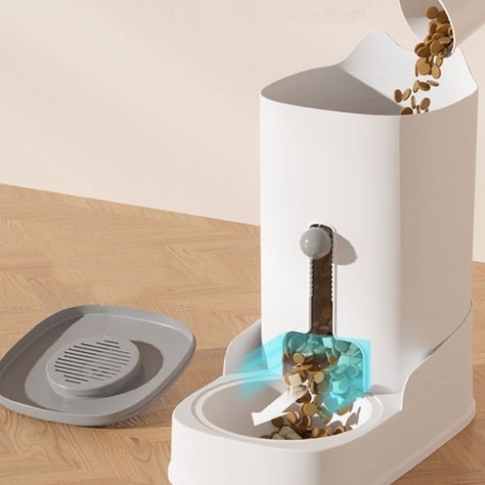 Distributeur de croquettes pour chat | AutoFeeder - Chicetchat